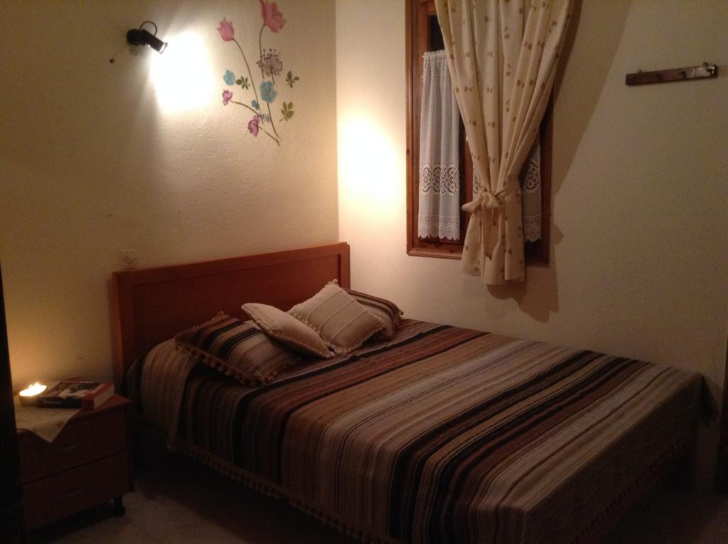 Menelaos Apartments Lefokastro Bilik gambar