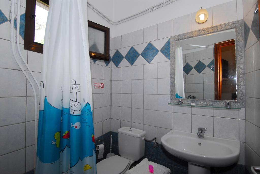 Menelaos Apartments Lefokastro Luaran gambar